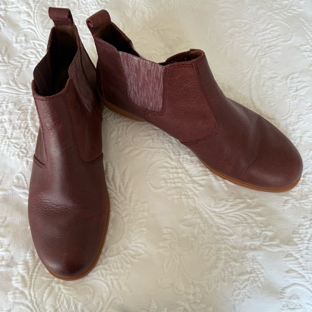Kodiak Low-Rider Chelsea Burgundy Ankle Boots size 10 - Picture 3 of 11